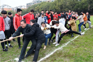 展現(xiàn)外魅力女性，創(chuàng)和諧親情校園